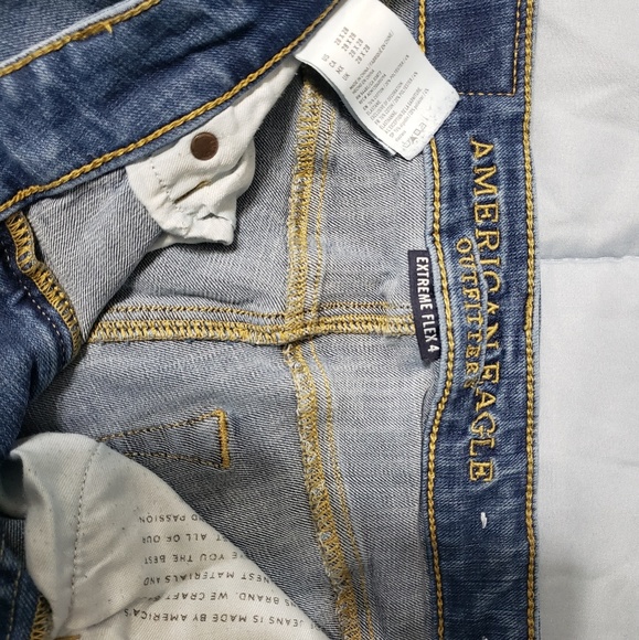 Jean - Picture 2 of 4